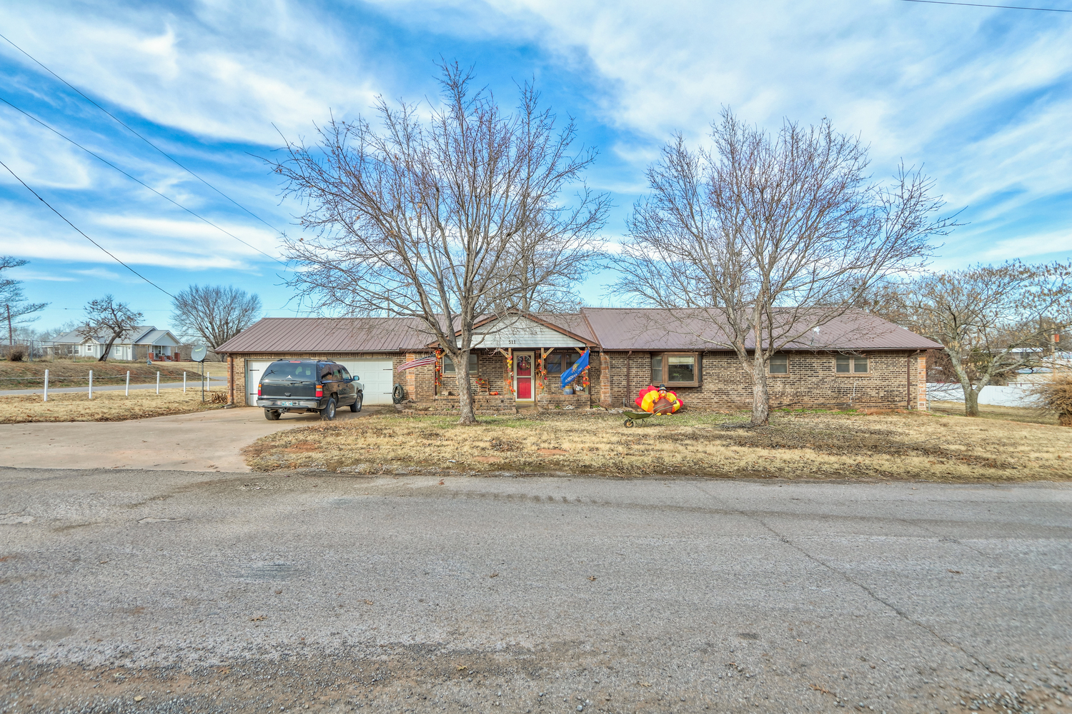 511 West I Street Alex, Oklahoma 73002 Nested Tours